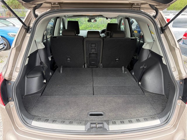 Used Nissan Qashqai+2