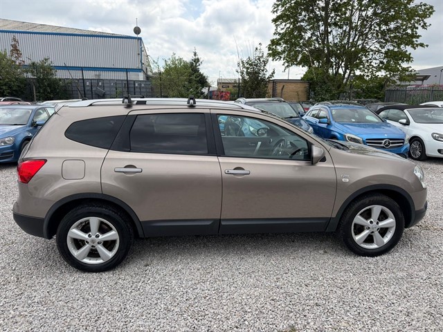 Used Nissan Qashqai+2
