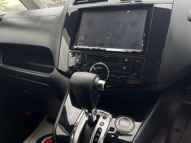 Used Nissan Serena