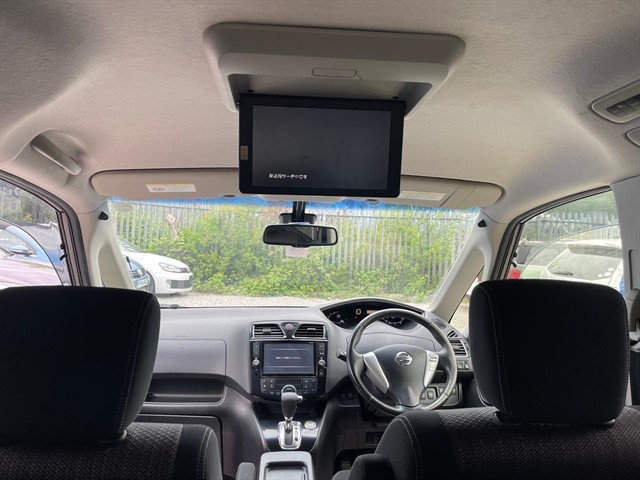 Used Nissan Serena