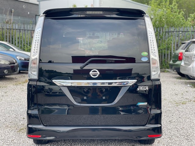 Used Nissan Serena