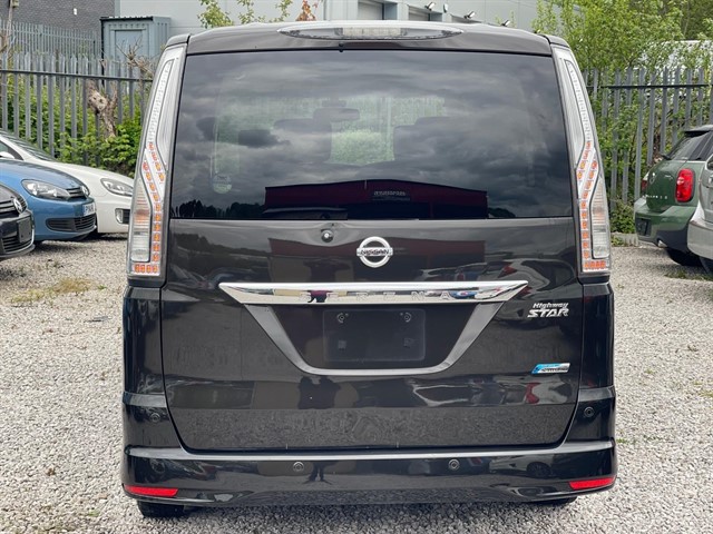 Used Nissan Serena