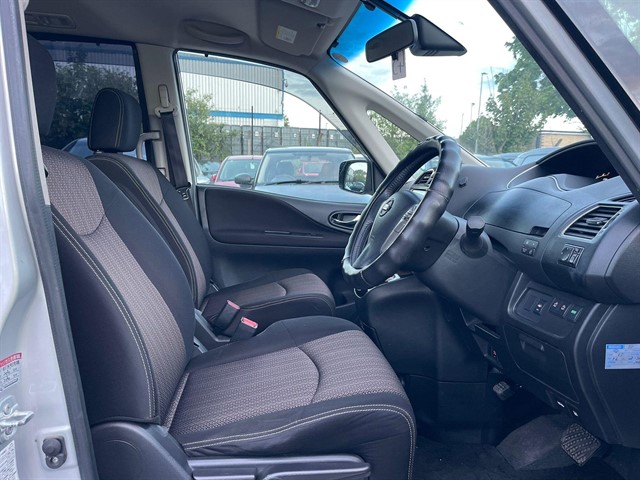 Used Nissan Serena