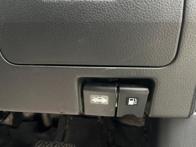 Used Nissan Serena
