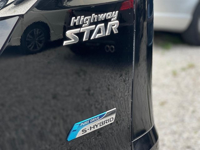 Used Nissan Serena