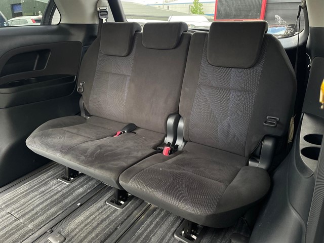 Used Toyota Estima