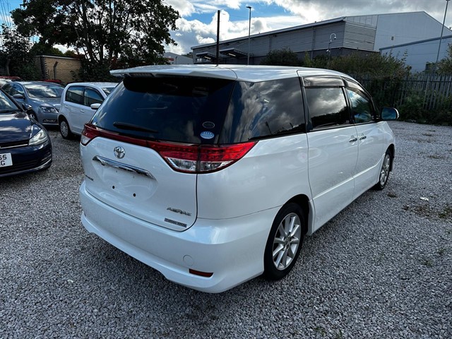 Used Toyota Estima