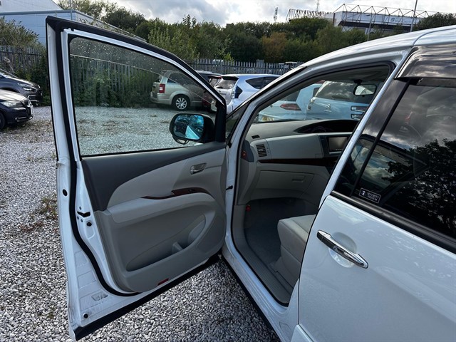 Used Toyota Estima