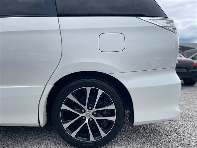 Used Toyota Estima