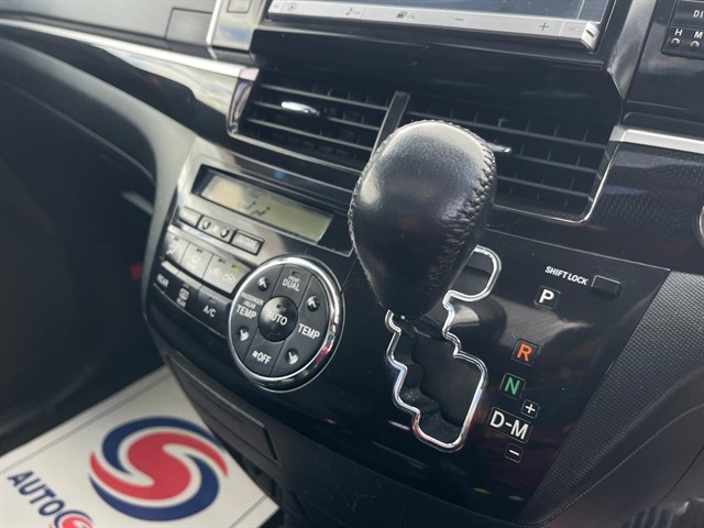 Used Toyota Estima