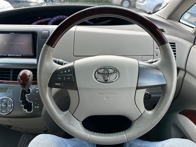 Used Toyota Estima