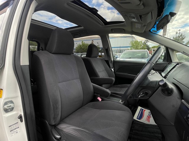 Used Toyota Estima