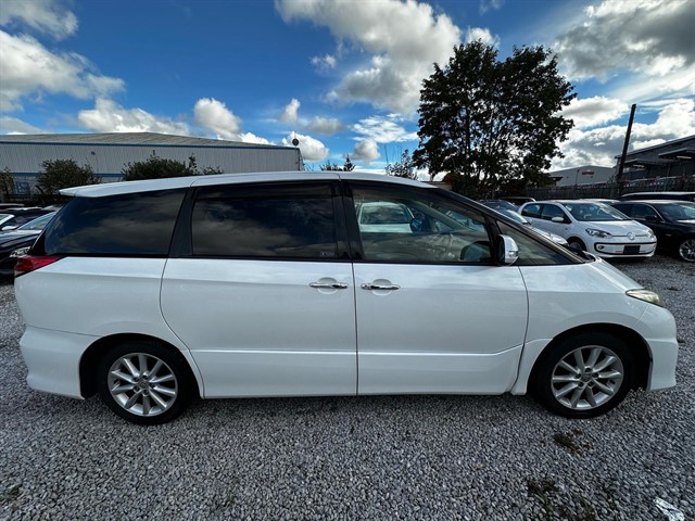 Used Toyota Estima