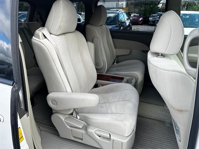 Used Toyota Estima