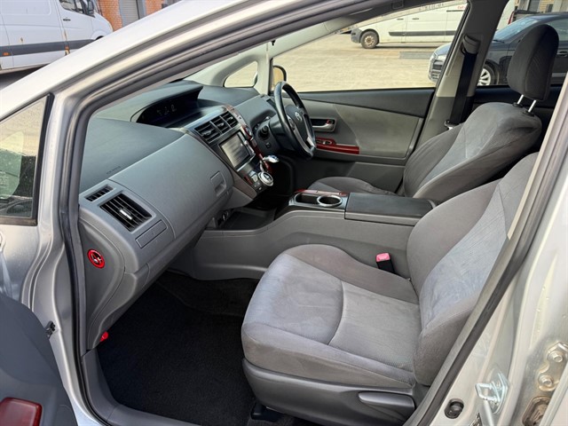 Used Toyota Prius+