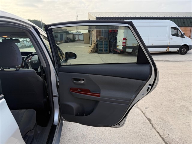 Used Toyota Prius+