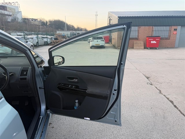 Used Toyota Prius+