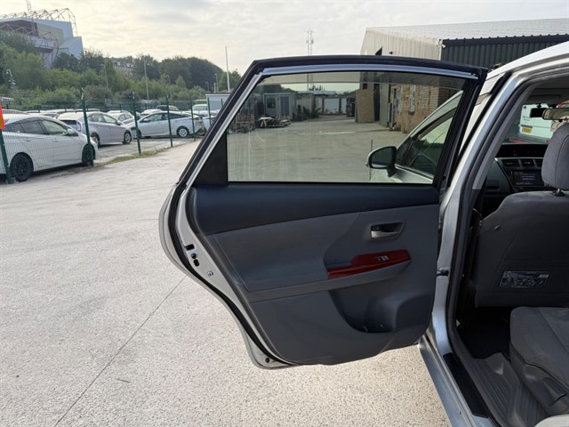 Used Toyota Prius+