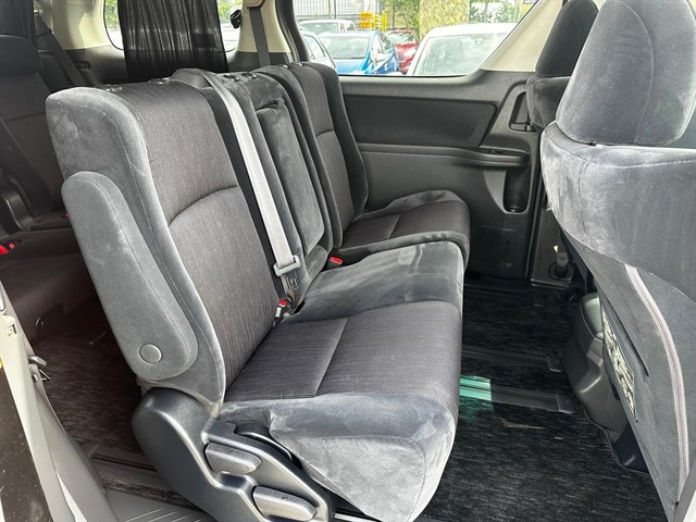 Used Toyota Vellfire