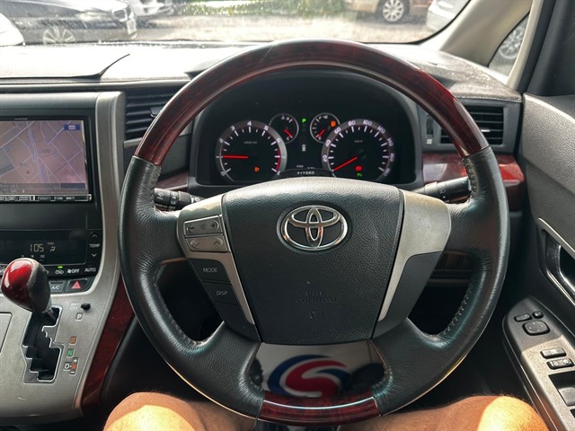 Used Toyota Vellfire