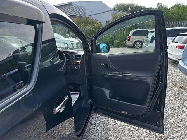 Used Toyota Vellfire
