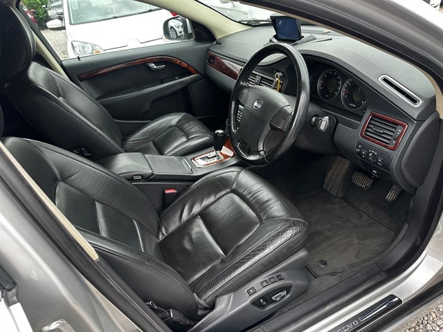 Used Volvo V70