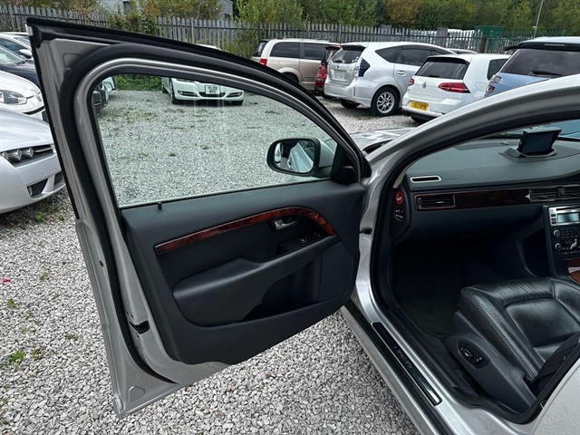Used Volvo V70