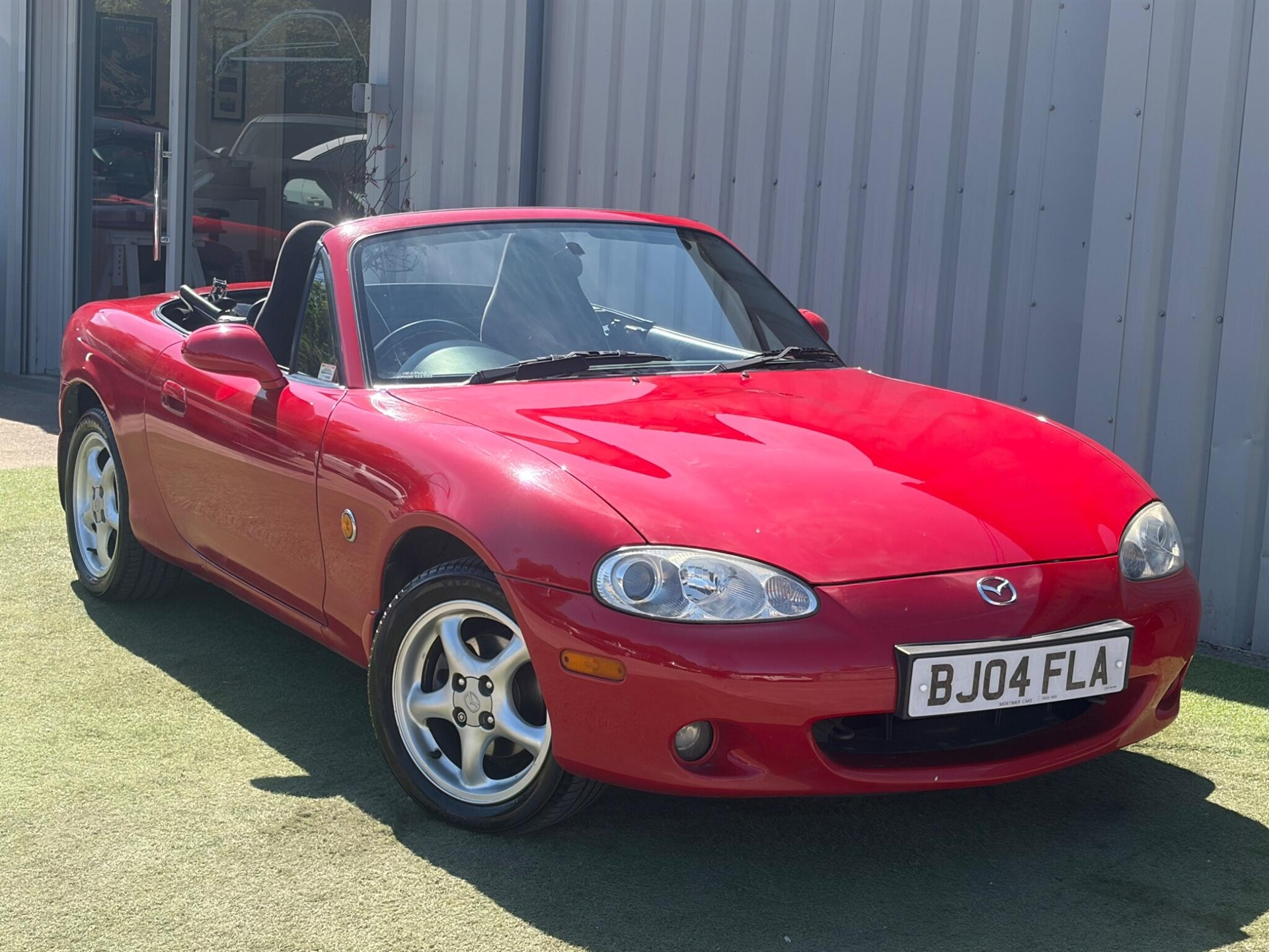 2004 Mazda MX-5