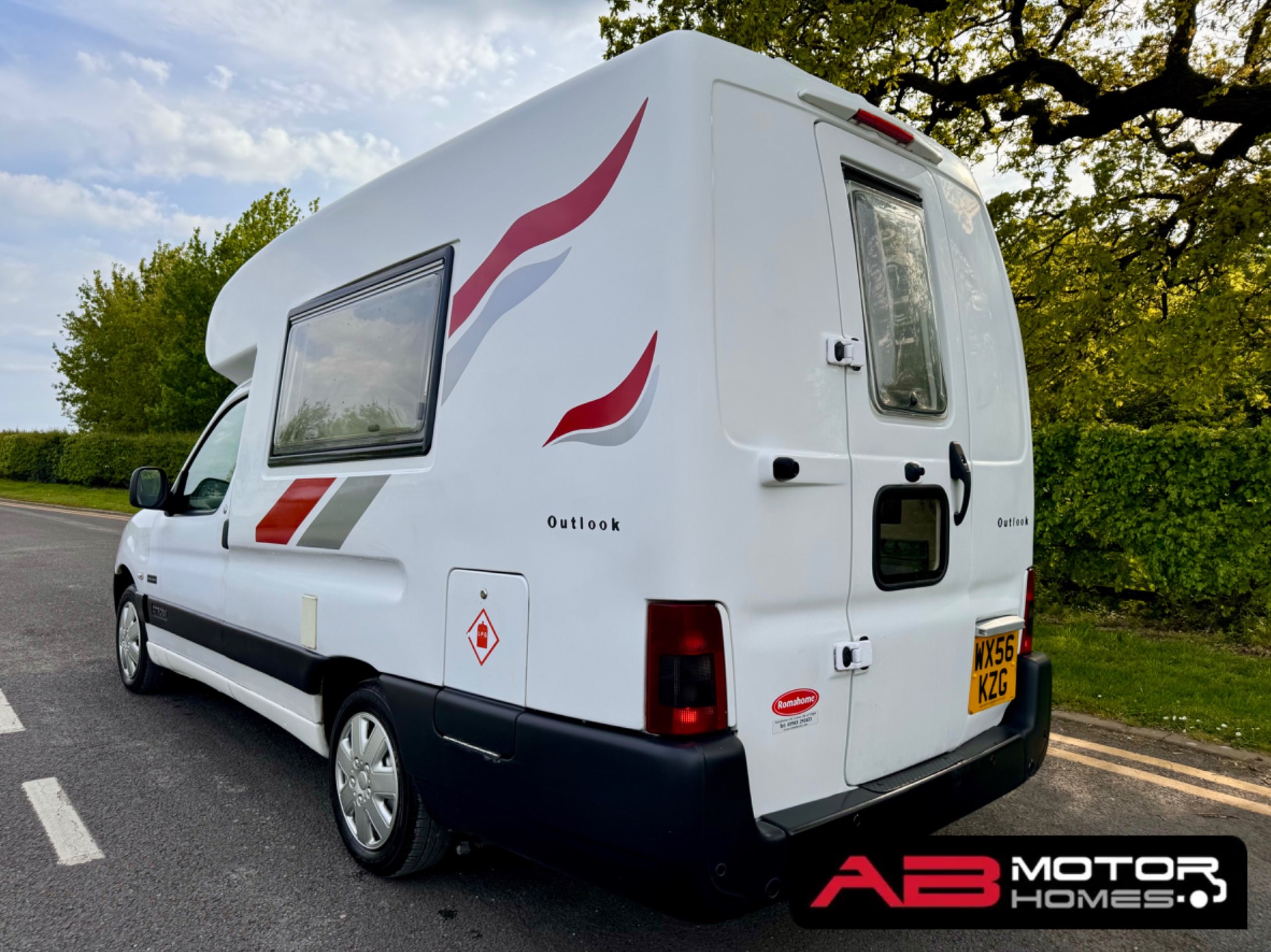 Used Romahome Duo Plus for sale in Nantwich, Cheshire | AB Motorhomes Ltd