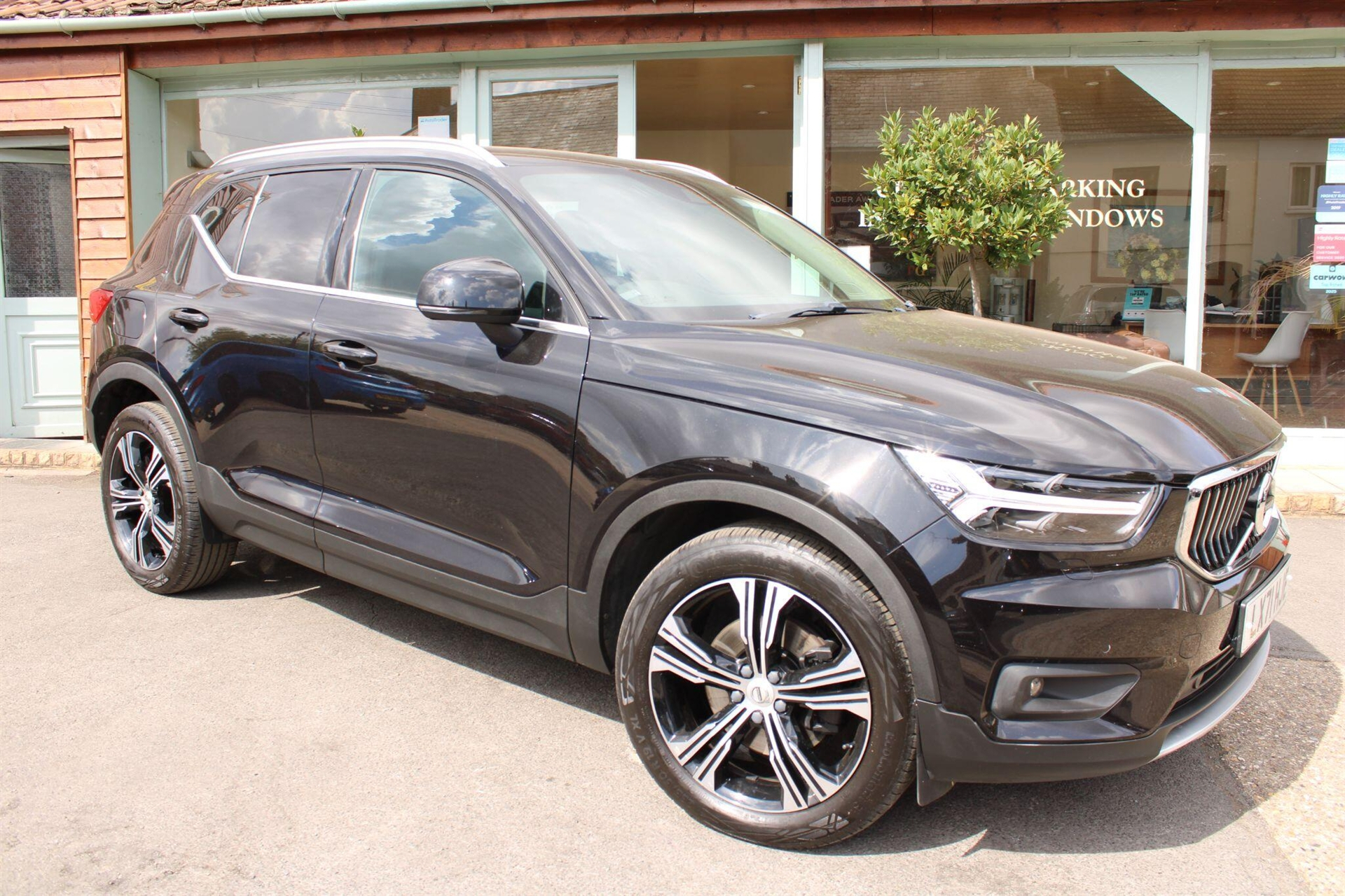 2021 Volvo XC40
