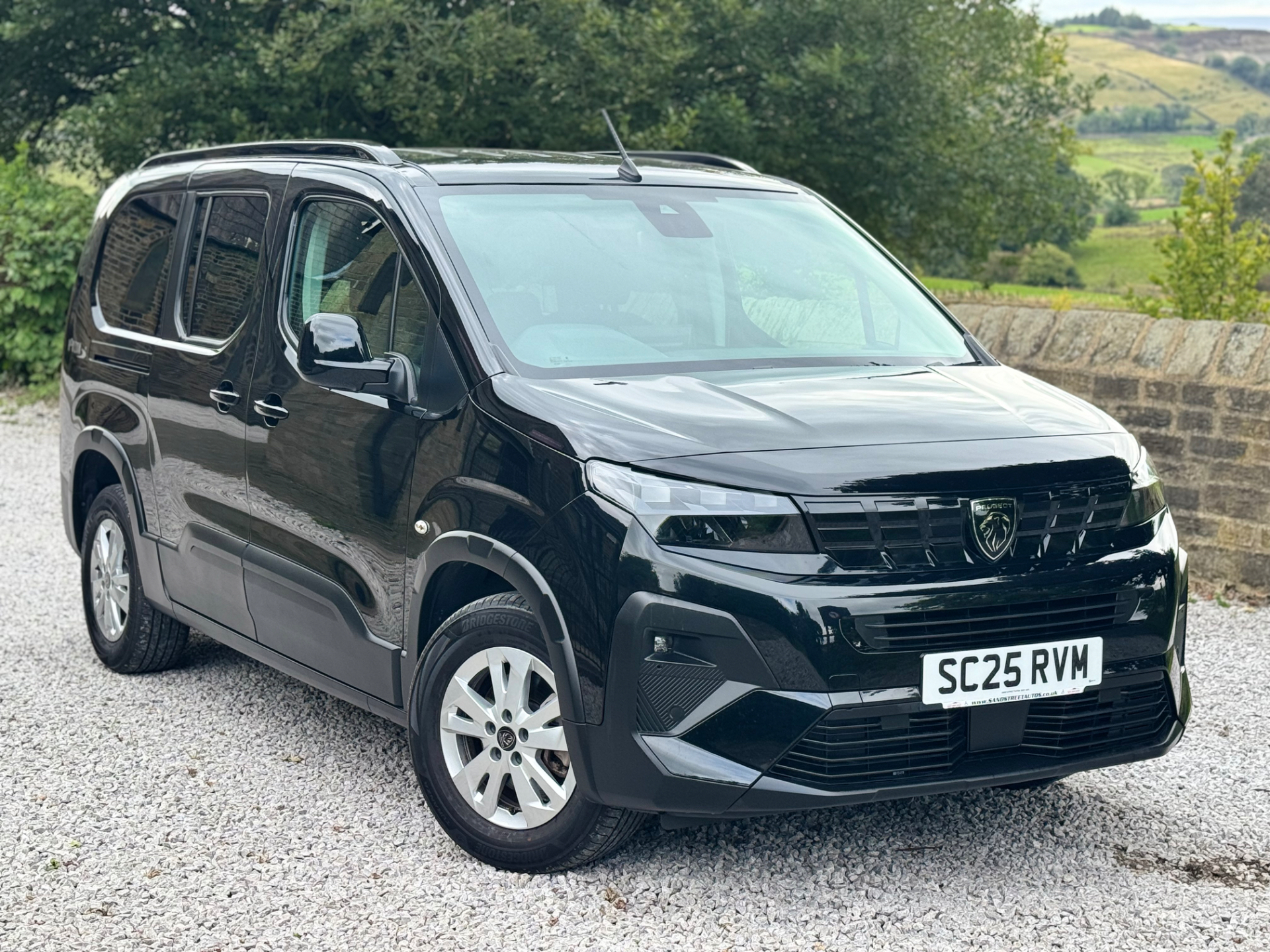 2025 Peugeot Rifter