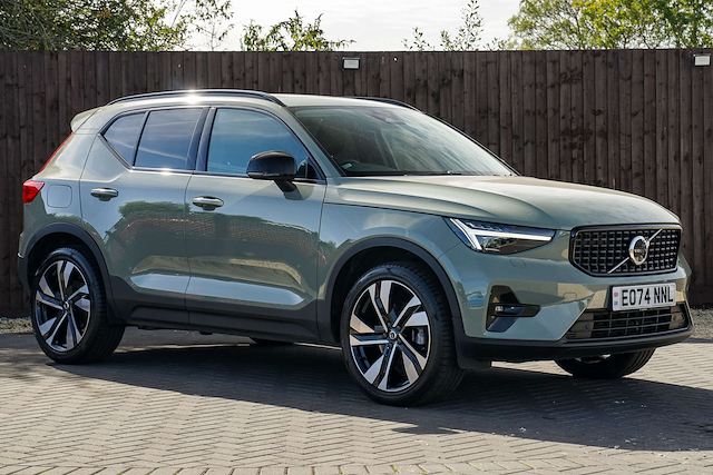 2024 Volvo XC40