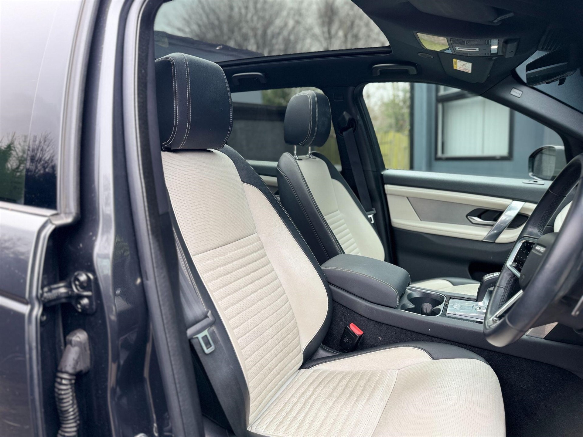 2022 Land Rover Discovery Sport