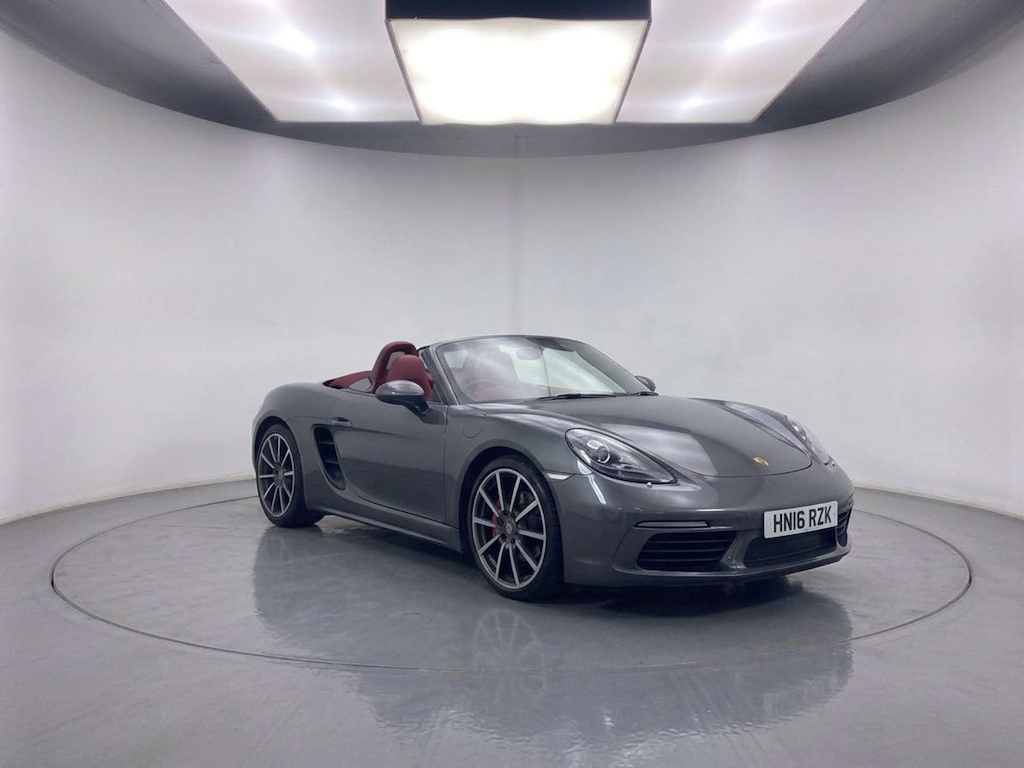 2016 Porsche 718