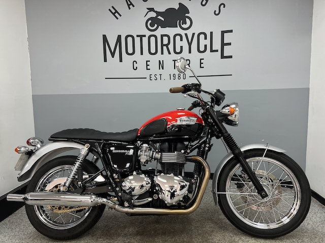 Used Triumph Bonneville T100 865 Roadster/Retro Petrol Manual for - Main Image