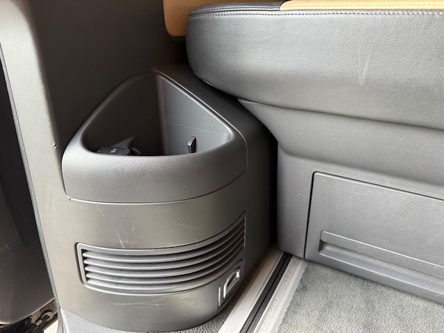 Used Volkswagen Caravelle