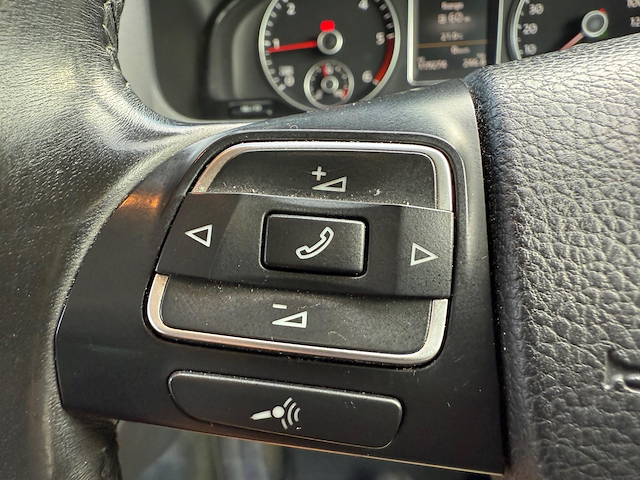 Used Volkswagen Caravelle