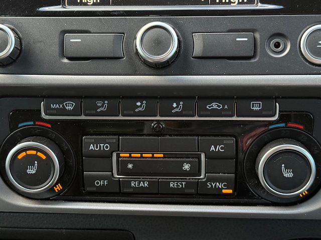 Used Volkswagen Caravelle