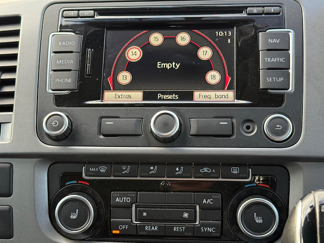 Used Volkswagen Caravelle