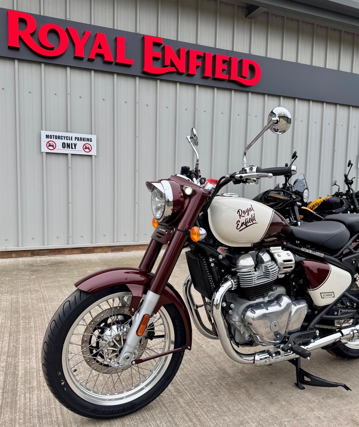 Enfield Modified Bobber Royal Enfield Classic 500 New Model 2021