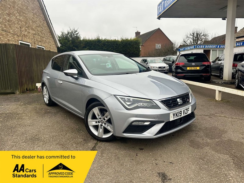 2019 seat leon fr tsi evo ulez compliant £10,995 £196.44 £11,195 / you save: £200 year 2019 ( 19 reg) odometer 58,924... photo