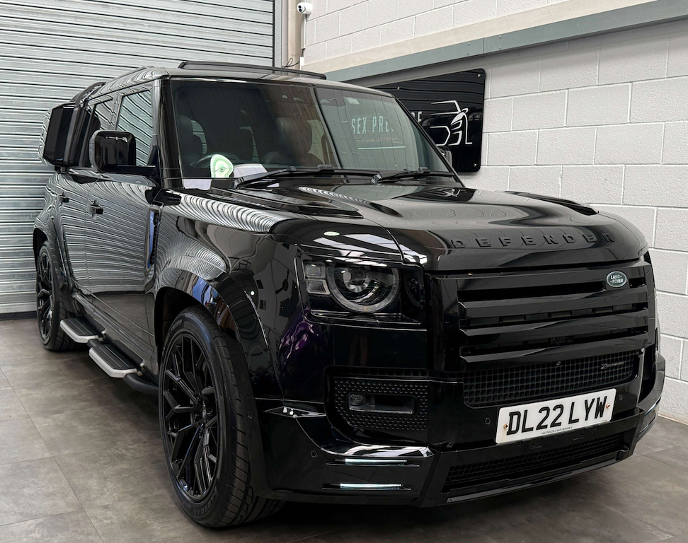 Land Rover Defender