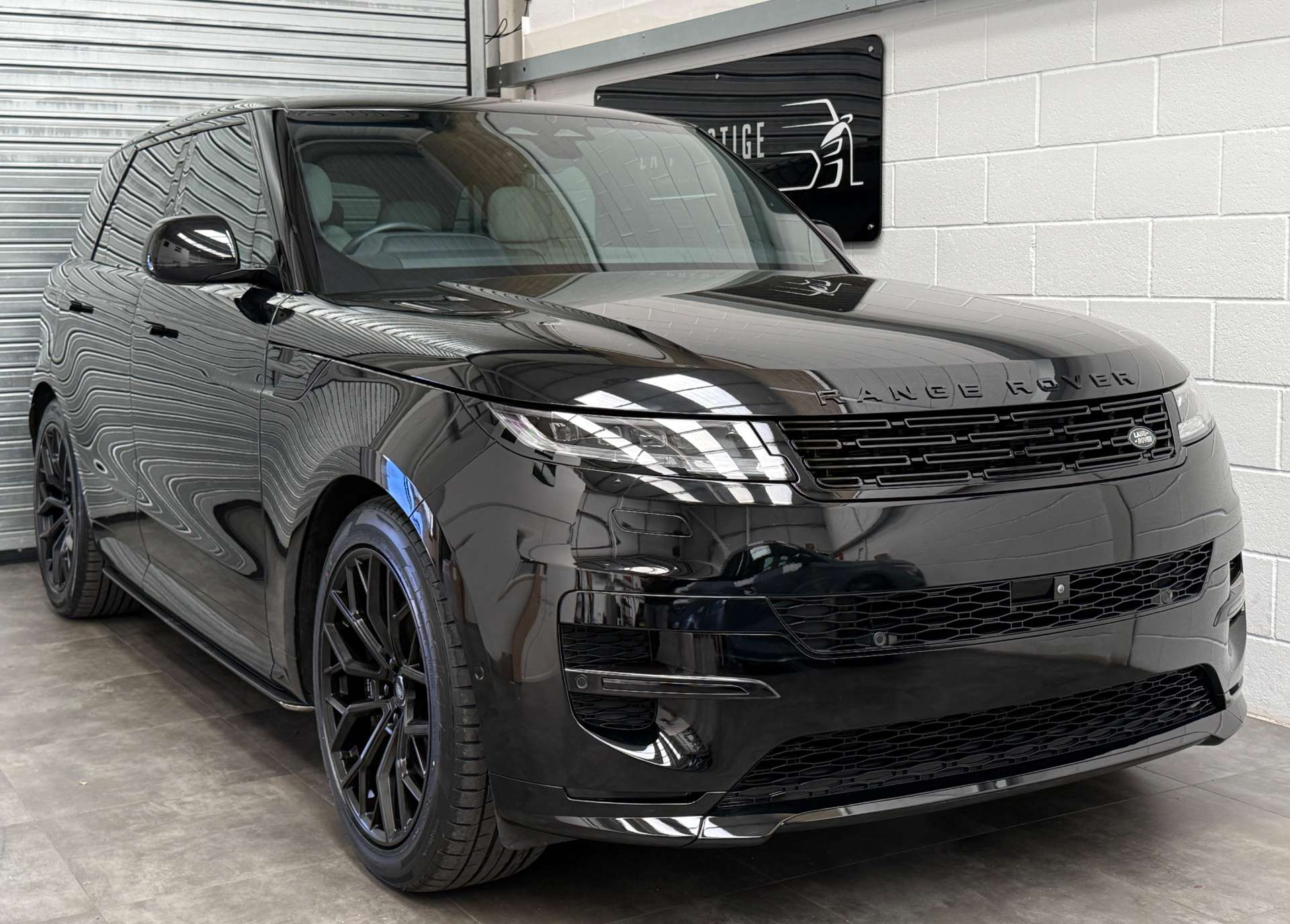 2023 Land Rover Range Rover Sport