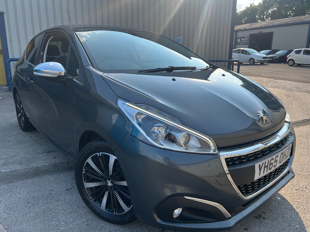 Peugeot 208