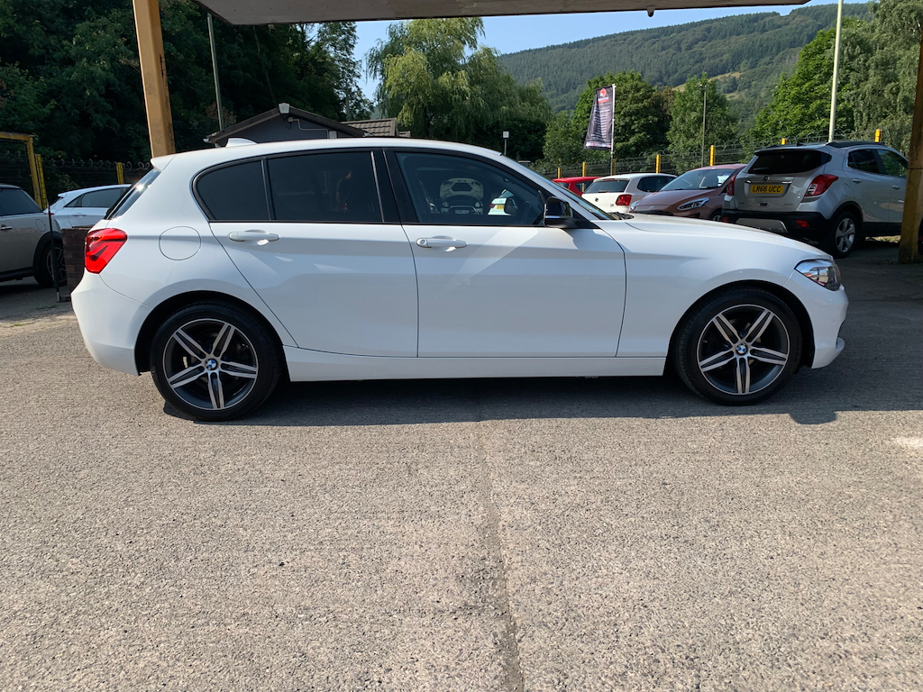 2019 19 BMW 1 SERIES