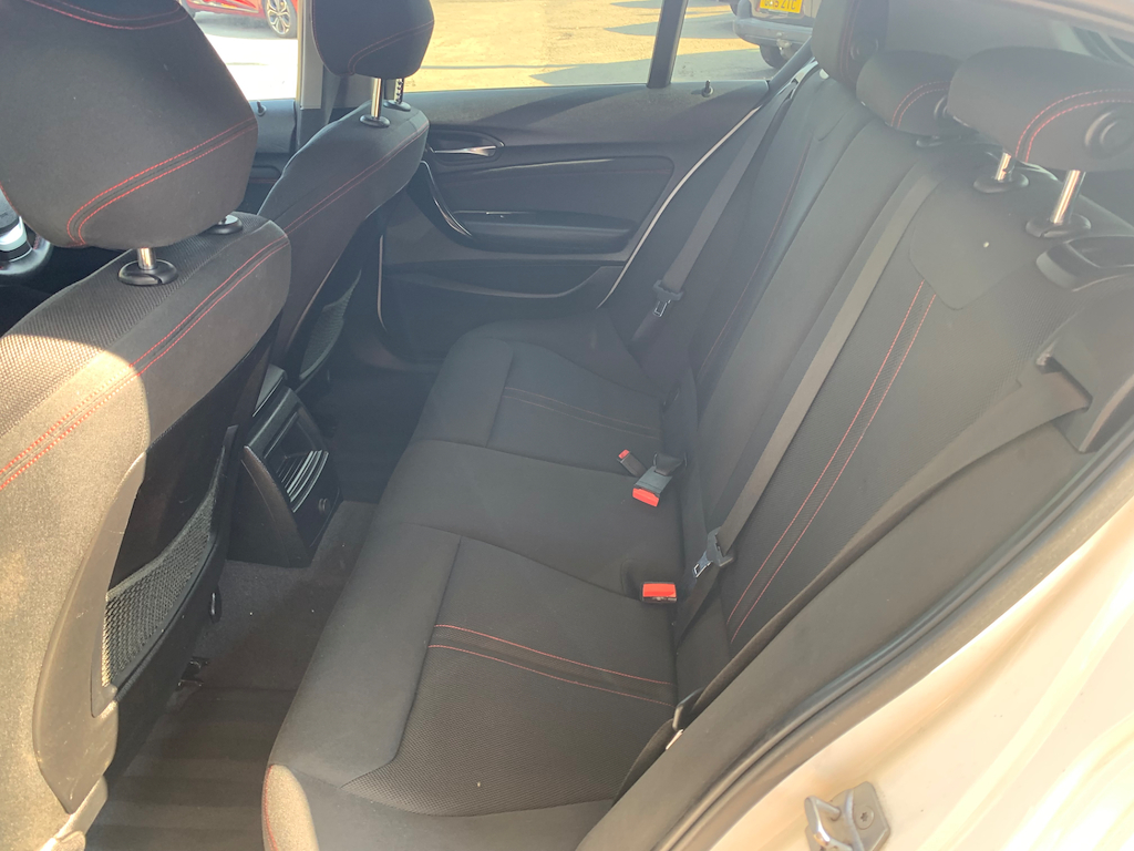 2019 19 BMW 1 SERIES