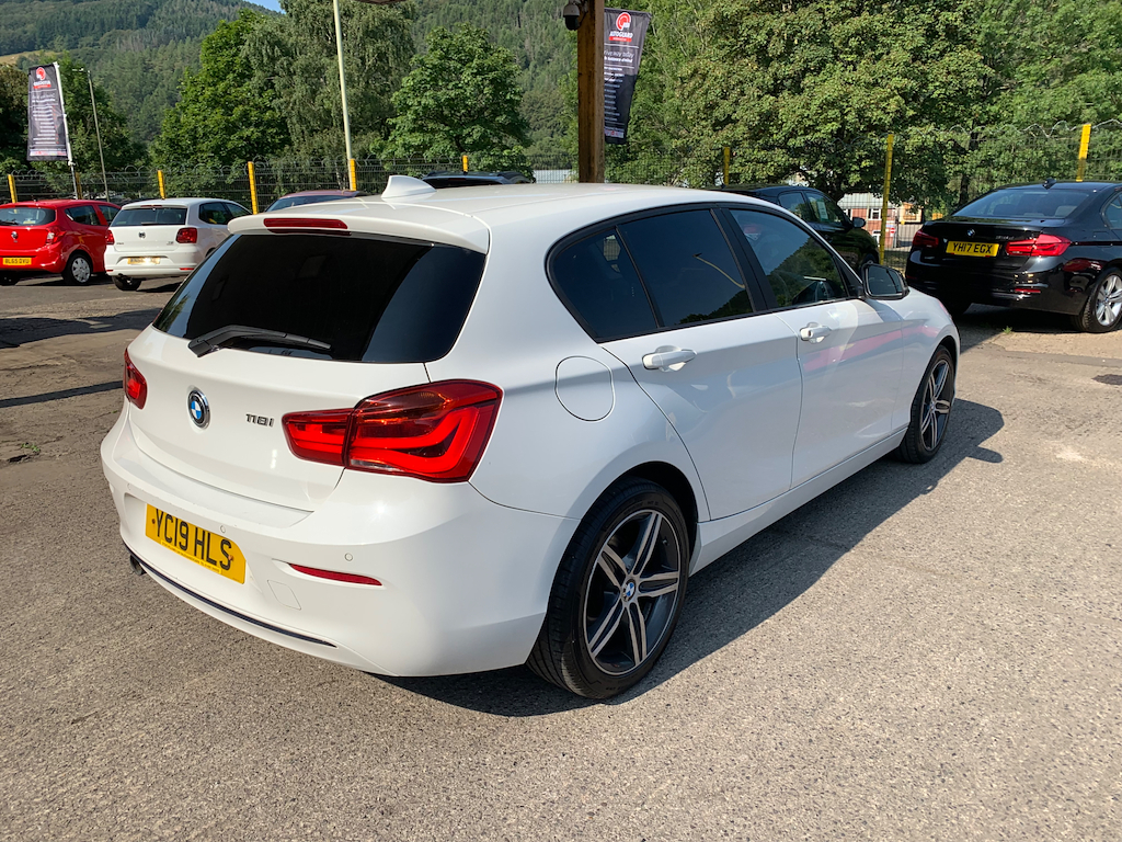 2019 19 BMW 1 SERIES
