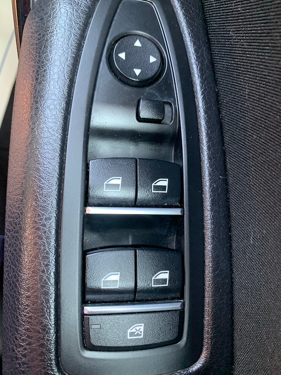 2019 19 BMW 1 SERIES