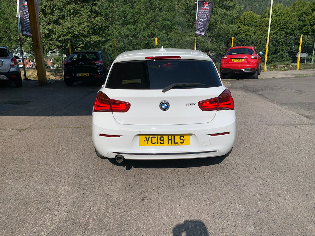 2019 19 BMW 1 SERIES