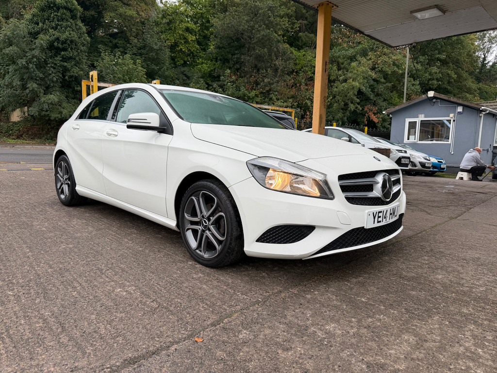 2014 MERCEDES-BENZ A CLASS CDI BLUEEFFICIENCY SPORT